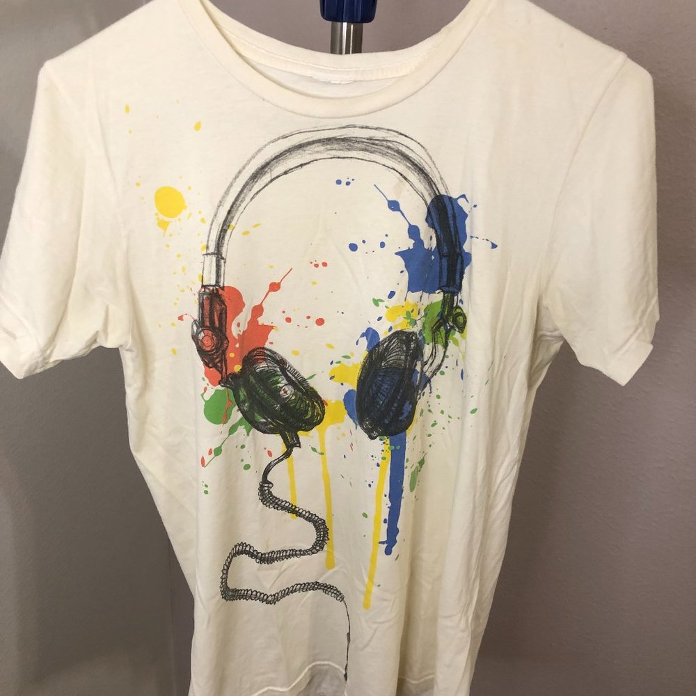 Men’s casual t-shirt – Small/Used